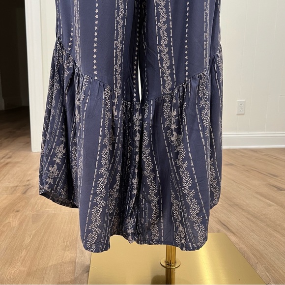 JAPNA Strapless Smocked Boho Wide Leg Jumpsuit Women’s XS Navy Print - Picture 5 of 12